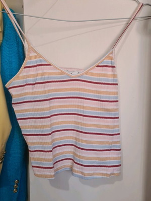 Top M like new, multicolored
