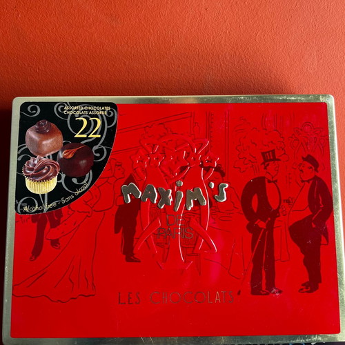 Two metal storage boxes like new, ideal for biscuits