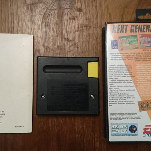 Sega Mega Drive II used console with two controllers and NBA LIVE 96