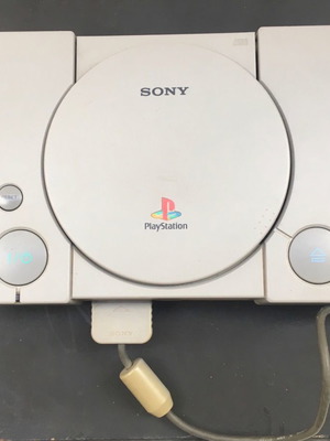 Sony PlayStation 1 μεταχειρισμένο, original, με 1 joystick