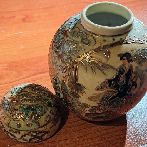 Satsuma vase with Moriage handpainted decoration, vintage