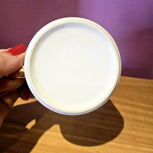Cup like new with gold finish