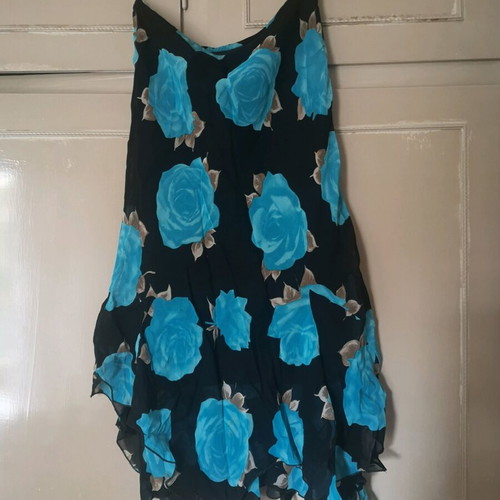 Grama Aris Vassiliadis skirt XL black with blue roses like new