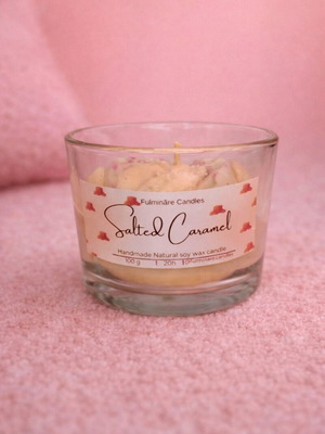 Χειροποίητο κερί σόγιας με άρωμα Αλατισμένη Καραμέλα καινούργιο