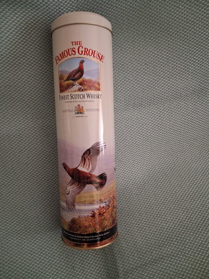 Famous Grouse Metal Collectible Case like new
