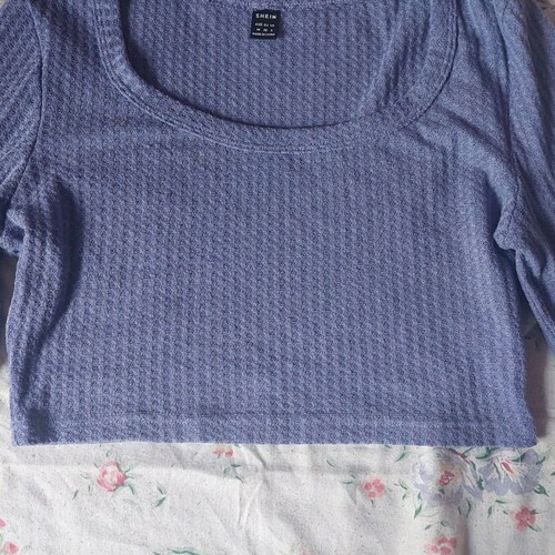 Shein lilac top size M like new