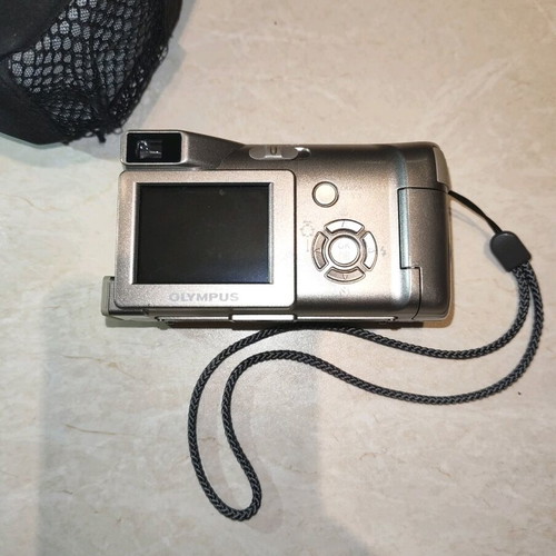 Olympus camera like new with case
