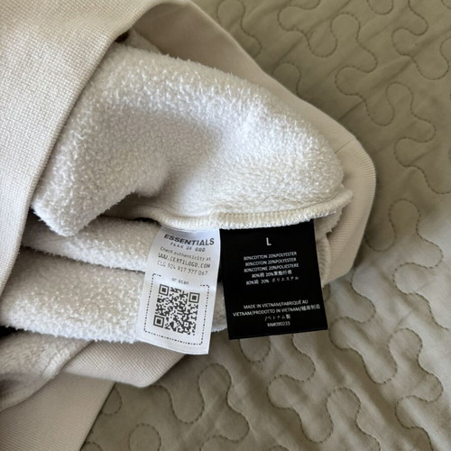 Fear Of God Essentials Hoodie Large, like new, white