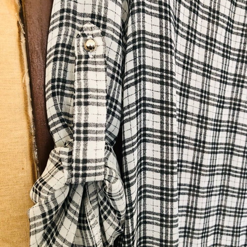 Long transparent shirt XL like new, black and white