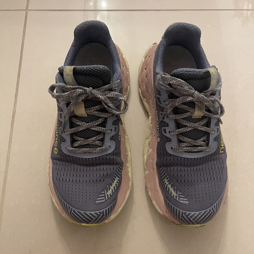 New Balance women's athletic shoes, size 38, multicolor