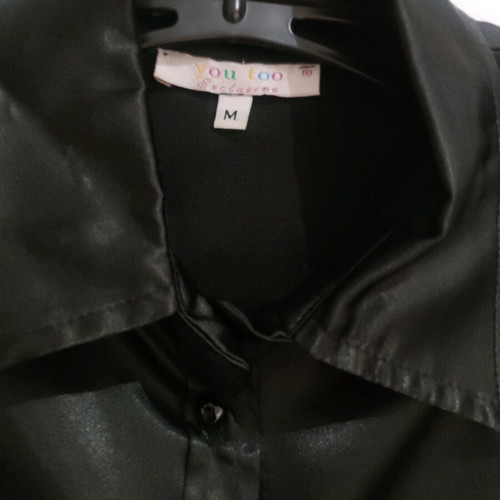 Satin black shirt like new, size M