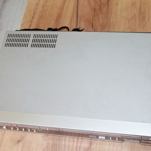 Samsung SV-DVD 50 used VCR with VHS playback only
