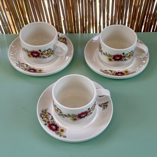 3 Vintage coffee cups with saucers