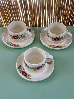 3 Vintage coffee cups with saucers