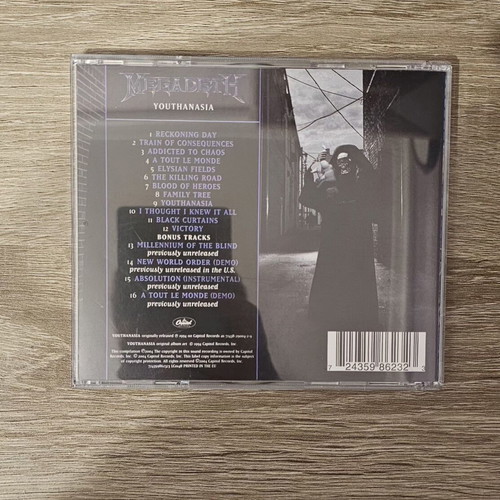 Megadeth Youthanasia CD like new, metal
