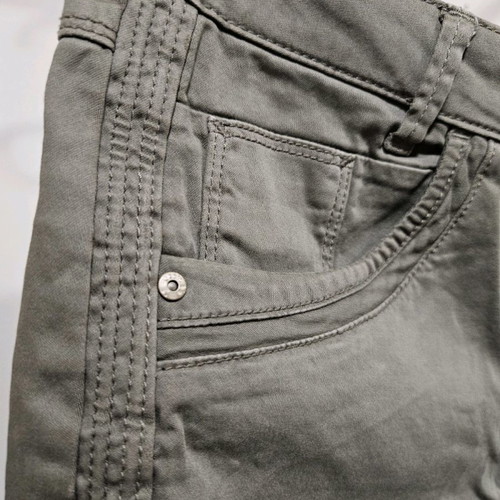 CECIL Capri cargo trousers brand new