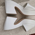Nine West sandals like new, platform shoes size 36.5 beige