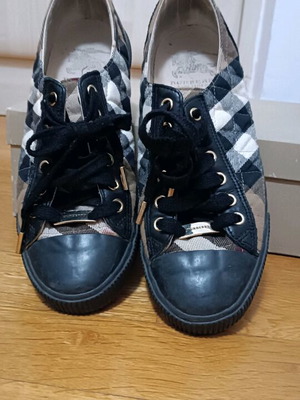 Burberry sneakers like new, size 39, black
