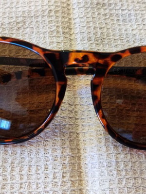 Solo-Solis Arilla 3 sunglasses new, polarized, brown transparent frame