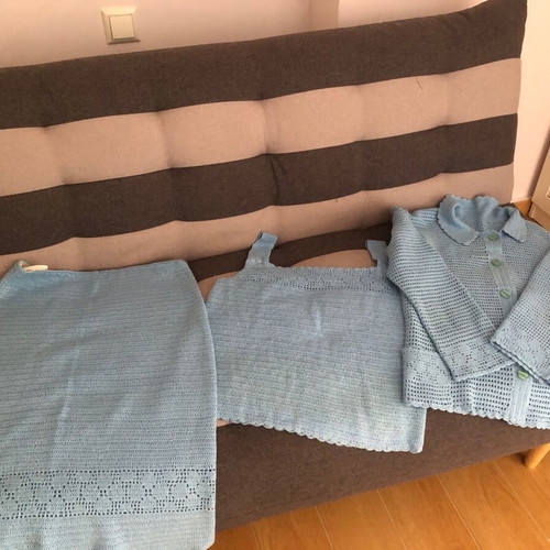 Handmade knitted set new L blue