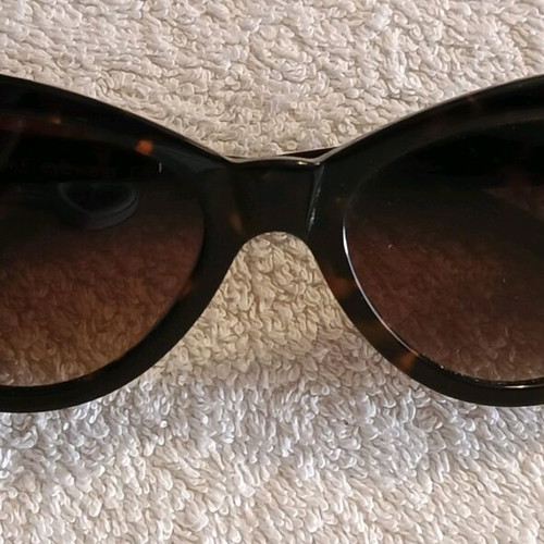 Prime women's sunglasses brown tortoiseshell like new