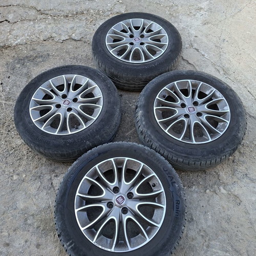 Fiat Grande Punto Evo 15-inch wheels