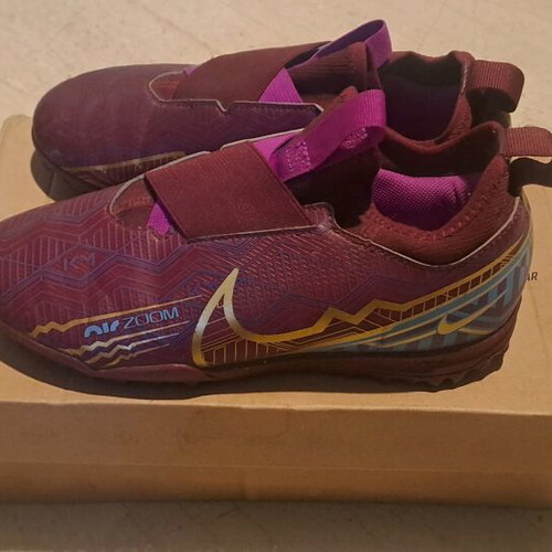 Nike Air Zoom Mercurial athletic shoes size 36.5 like new, multicolor