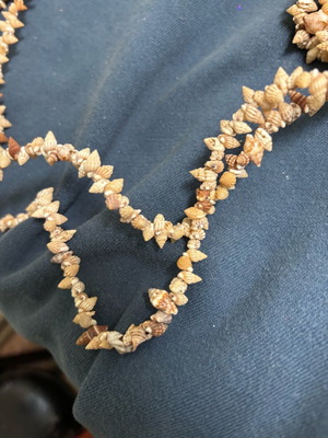 Shell jewelry new, unworn