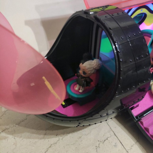 Lol Surprise Remix 4-in-1 Airplane with 8 dolls like new