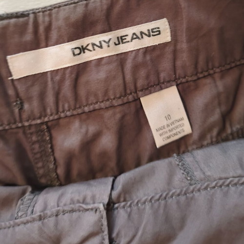 DKNY women's cotton bermuda shorts used, size 42, brown