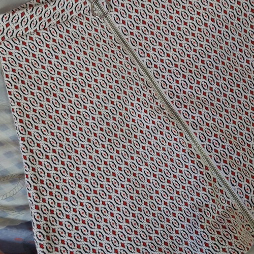 Primark women's skirt size 32 white and red, like new