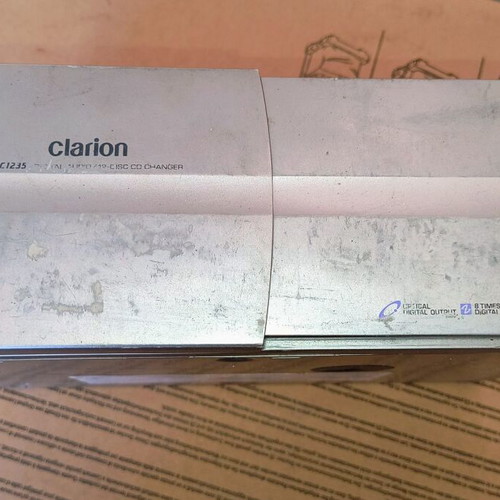 Clarion CDC1235 CD changer 12 discs used, two trays for 6 discs