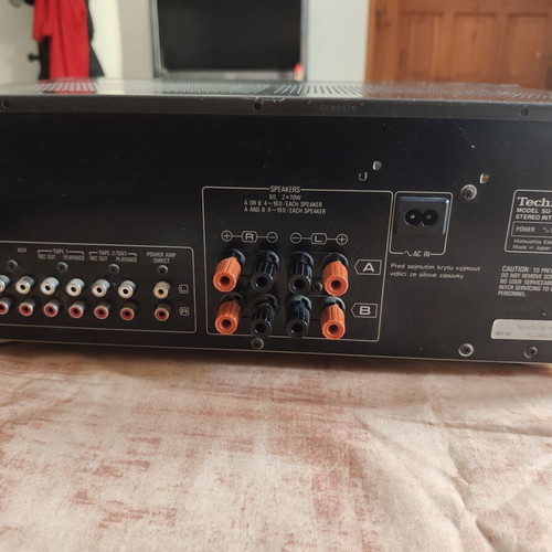 Technics Stereo Integrated Amplifier SU-V570 PXS cap like new