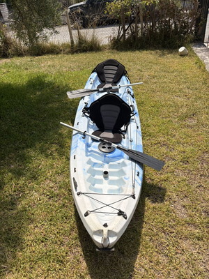 Winner Nereus I two-person kayak with 2 seats and paddles