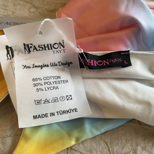 Two-piece women's swimsuit new, size L, colorful ombre