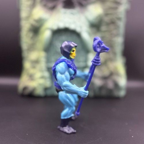 Vintage 80’s MOTU Skeletor figure like new, original Mattel