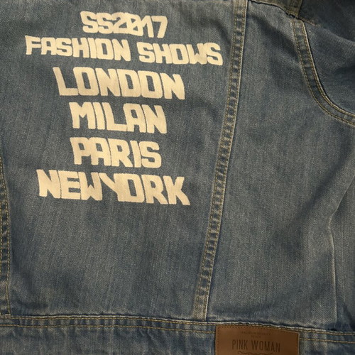 Jean jacket Pink Woman σαν καινούργιο, στενή γραμμή, μαύρο και μπλε