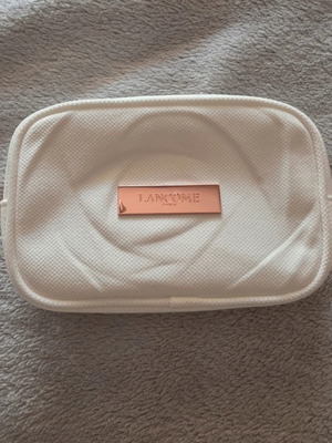 Lancome несесер нов, бял