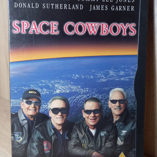 Space Cowboys DVD like new with English subtitles