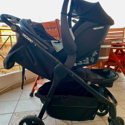 Recaro Citylife stroller like new with car seat and accessories