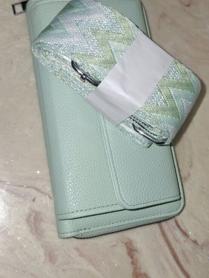 Wallet new