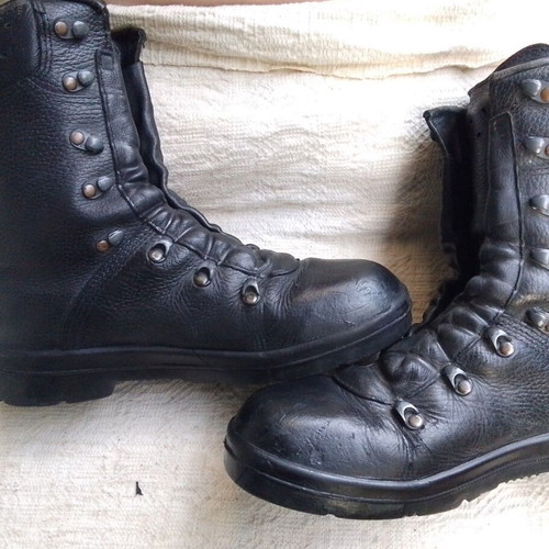 Leather boots used, size 41, black