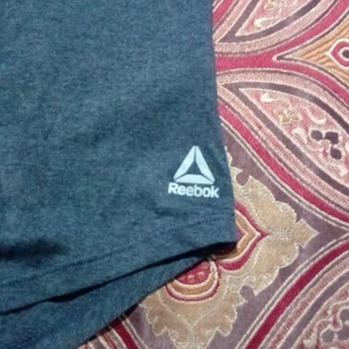 Reebok sports shirt new, size M, black and gray