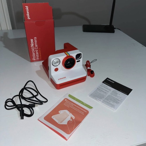 Polaroid Now Instant Camera Generation 2 new, unused