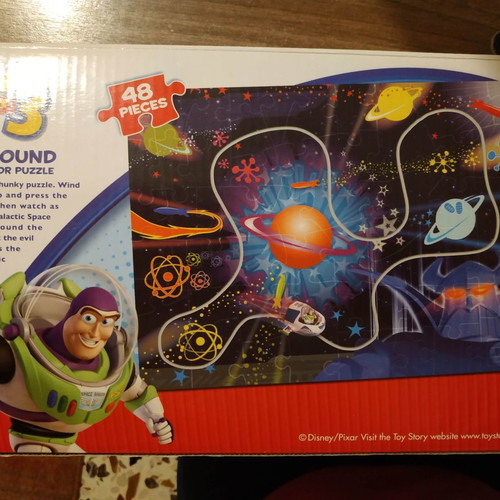 Toy Story Wiz Around puzzle used