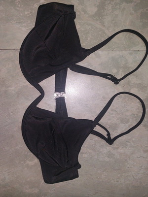 Black bikini top new, size M
