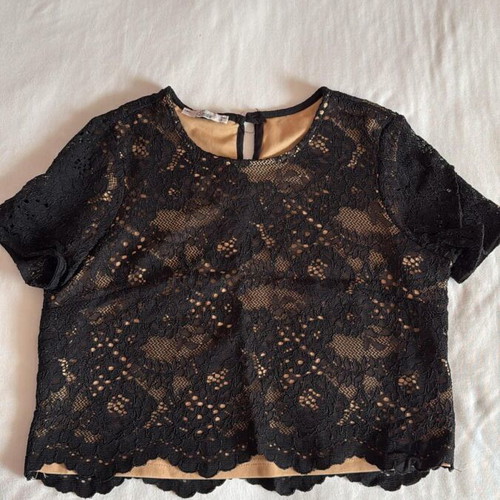 Devotion lace top like new, black and beige