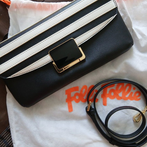 Folli Follie leather crossbody bag, black and white