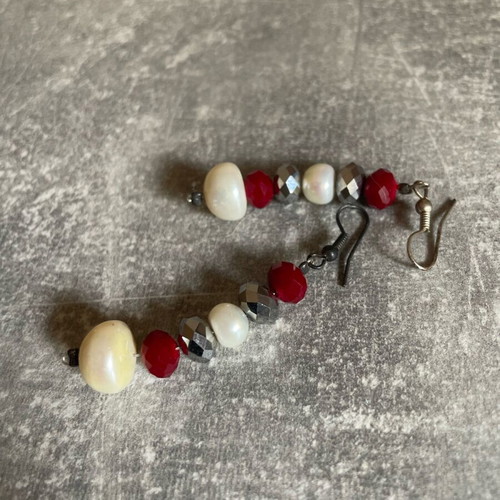 Earrings used with multicolored stones
