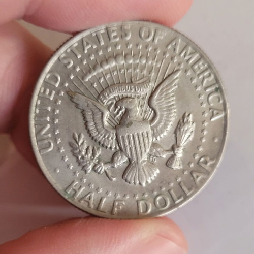 America USA 1/2 Dollar 1974 nickel like new